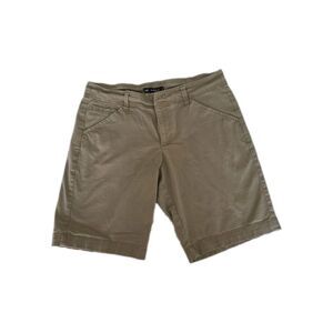 Lee Women’s Mid Rise Chino‎ Shorts Size 8 M Beige Khaki Stretch Cotton